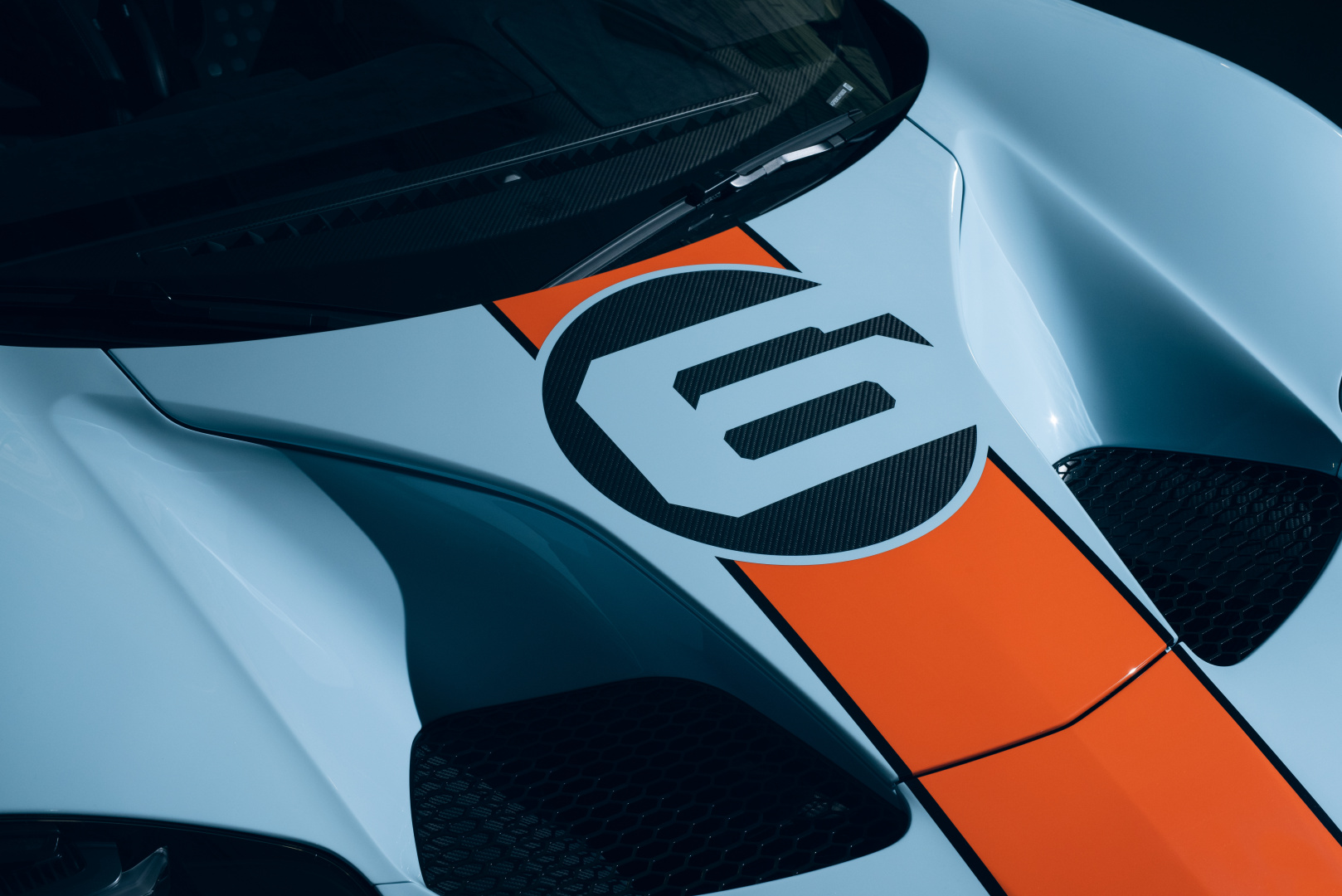 SMALL_2020-ford-gt2